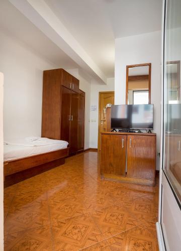 Garni Hotel MB - image 13