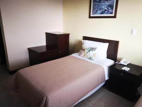 1 twin bed