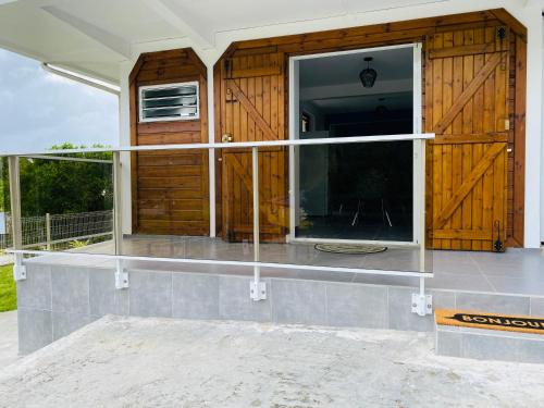 Μπαλκόνι/βεράντα, Logement de vacances in Les Abymes