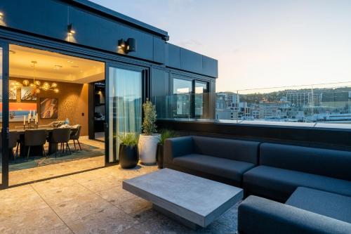Garden, TRYP by Wyndham Wellington, Tory Street near La Boca Loca