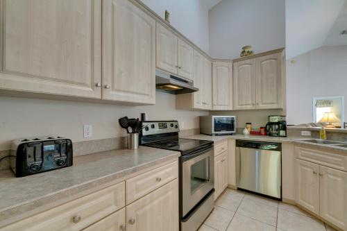 Citrus Springs Oasis - 15 Mi to Crystal River! in Dunnellon, USA