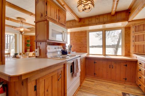 'Away at Moose Bay' Breezy Point Gem w/ Game Room in Breezy Point (MN)