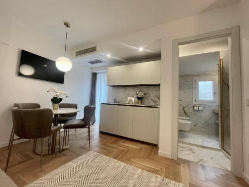 廚房, Bellagio Luxury Suites Apartments in 貝拉焦