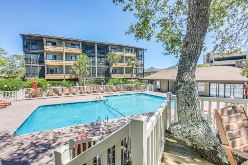 Myrtle Beach Condo with Pool - Walk to Beach! - image 11