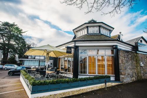 Palm Court Hotel - image 7