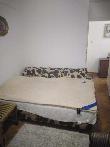 Kraljevski apartman - image 8