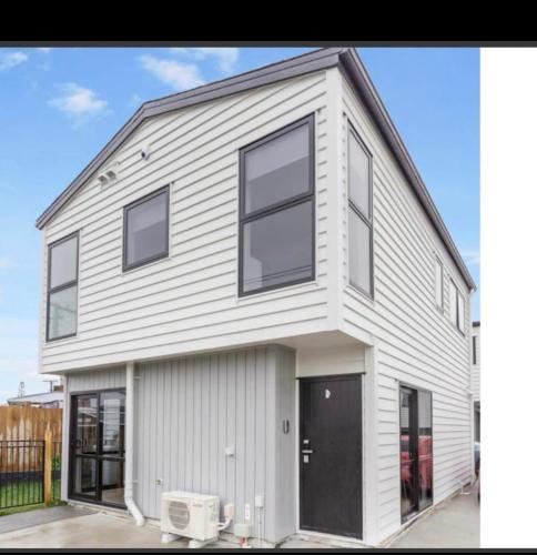 Private double bedroom with attached bathroom near 12 min to Auckland Airport, Auckland (fotografie 3)