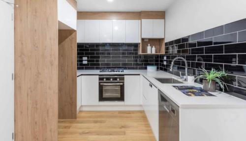 Private double bedroom with attached bathroom near 12 min to Auckland Airport, Auckland (fotografie 5)