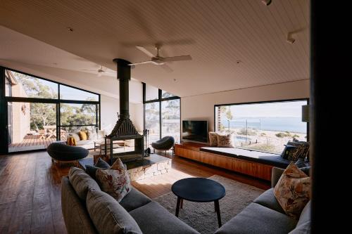 Luxury Ocean View house Saltbush Farm