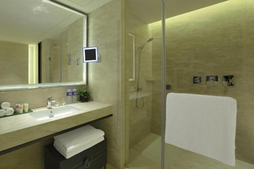 Business Suite Include 1 Breakfast image 3
