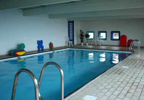 Swimming pool, Vigen Apartments in Ebeltoft