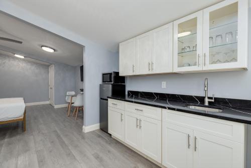 Alina & Fanny - Philadelphia Northern Liberties in Philadelphia Near Center