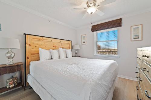 Royal Palms by Vacasa – Gulf Shores, AL