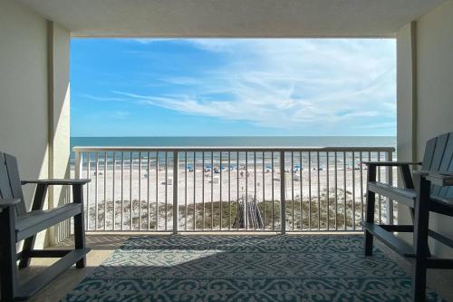 Royal Palms by Vacasa – Gulf Shores, AL