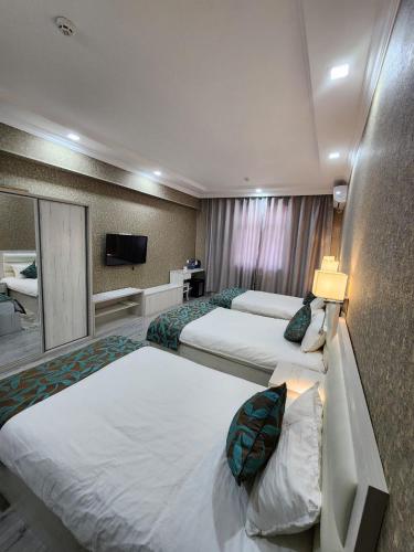 Summer Hotel – Toshkent, NY