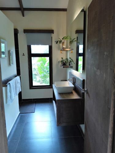 Forest garden residence in Bilar