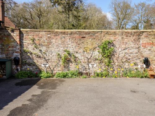 Cupid's Cottage - image 11