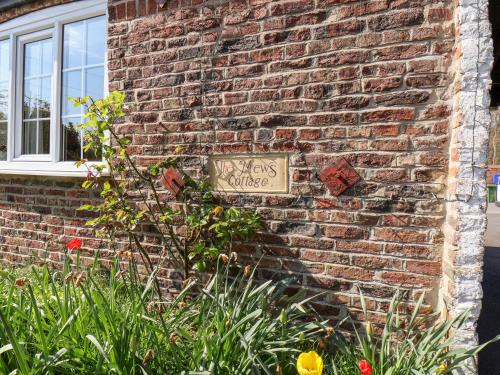 Cupid's Cottage - main image