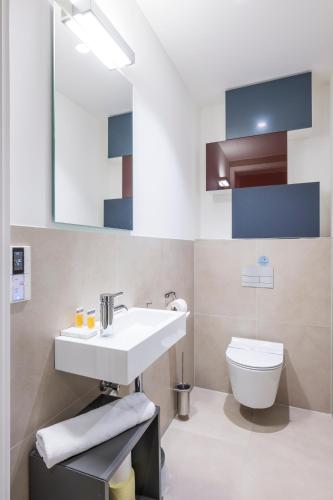Luxury Suite Renngasse by welcome2vienna - image 11