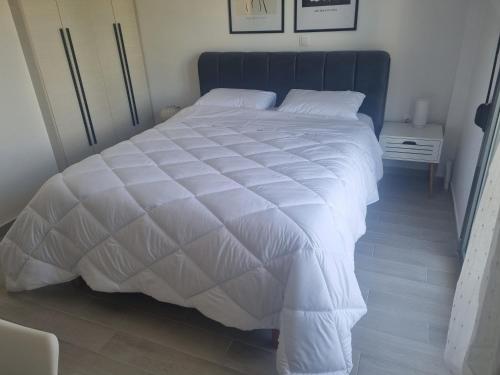 Tiffany's apartments -2' walk from Metro, Atene (foto 6)