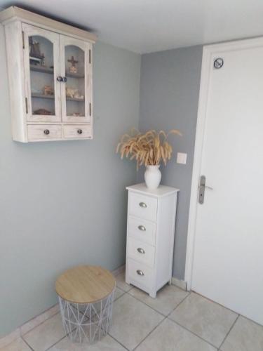 Ieeja, Chambre à la campagne (Chambre a la campagne) in Hattenville