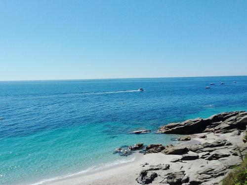 Domaine des Grands Sables Ile Groix - Handwritten Collection 5