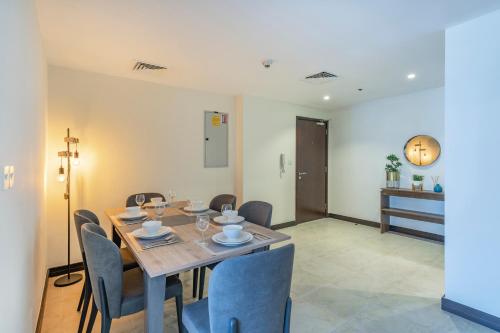 Goldcrest Views - 2BR Apartment - Allsopp&Allsopp - image 3
