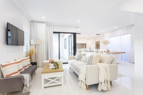 East Vic Park Glamour- EXECUTIVE ESCAPES