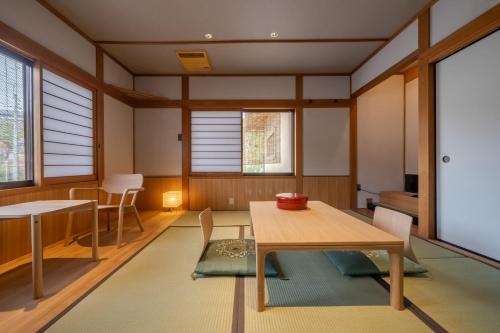 Ryokan Yamazaki Room Type - Comfort Quadruple Room