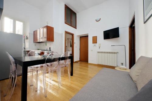 Vatican Spacious Modì Apartment, Rome (photo 8)