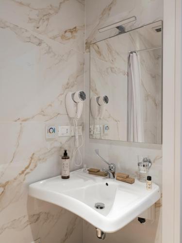 Savoia Rooms Roma, Рим (фото 10)
