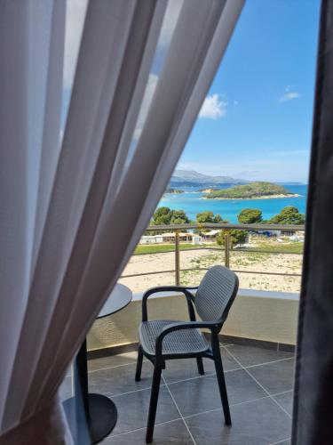 Hotel Queen Margaret Seaside – Ksamil, CA