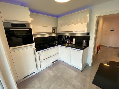 кухня, Luxus Apartment Pasha & Nero in Geisenheim