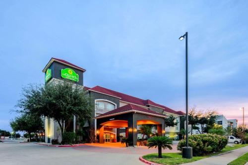 La Quinta by Wyndham Mission at West McAllen