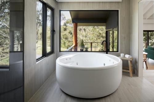 Cedars Mount View - Adults only in Mount View