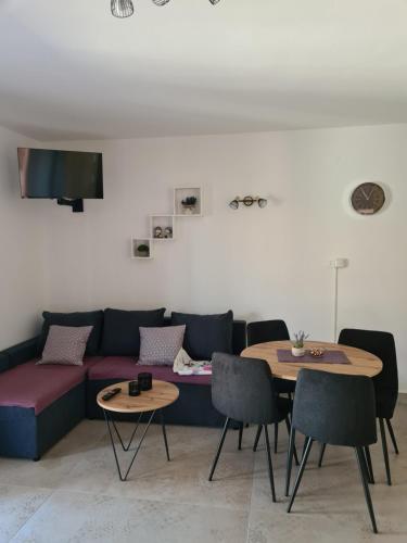 Apartments Petrovic - image 3