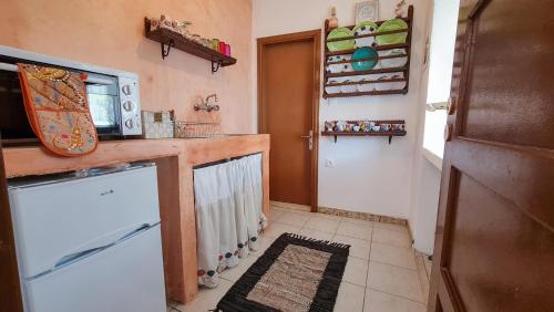 Lefko House