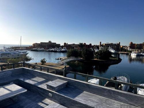 Stunning 3BR Apartment in AbuTig Marina Gouna