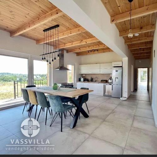 Ēdiens un dzērieni, Vass Villa Vendégház és Pincészet Felsőörs (Vass Villa Vendeghaz es Pinceszet Felsoors) in Felsoors