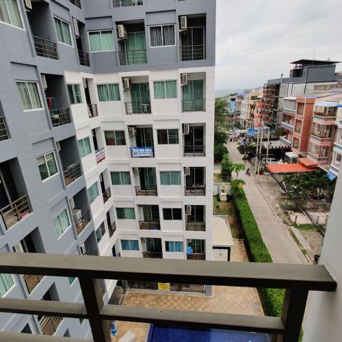 Beach 7 Condo 62 by ThaminatorPattaya