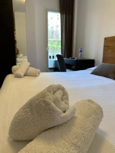 Hostal Alogar - image 8