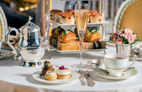 The Ritz London - image 10
