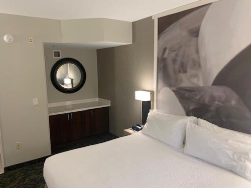 Courtyard by Marriott Hickory