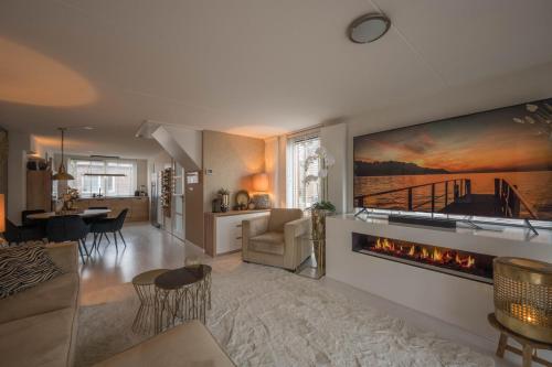  Meerzicht 99 - Luxury house 30 minutes from Amsterdam in Uitgeest