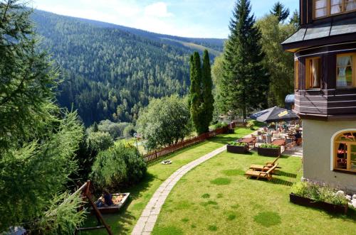 Alpský Hotel - image 10