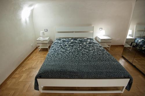 One-Bedroom Apartment with Sea View and Balcony image 8
