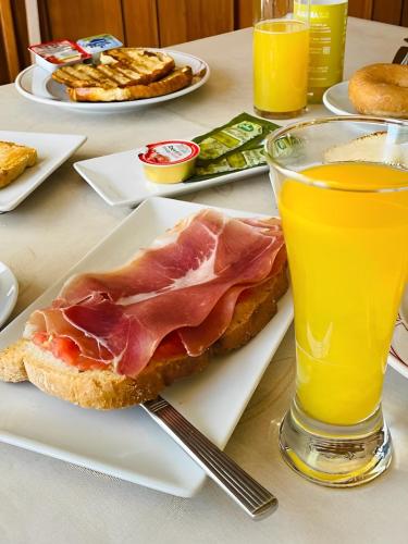 Hotel América Ferrol 5