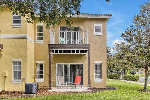 Emerald Delight 3 bed townhome near Disney in Kissimmee, USA