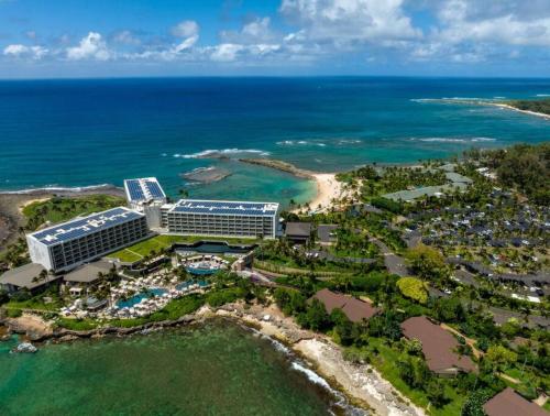 Beautiful Golf Course front near the beach