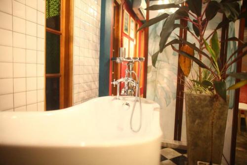 T-House BKK 2Floors near BTS with swimming pool and free Wifi